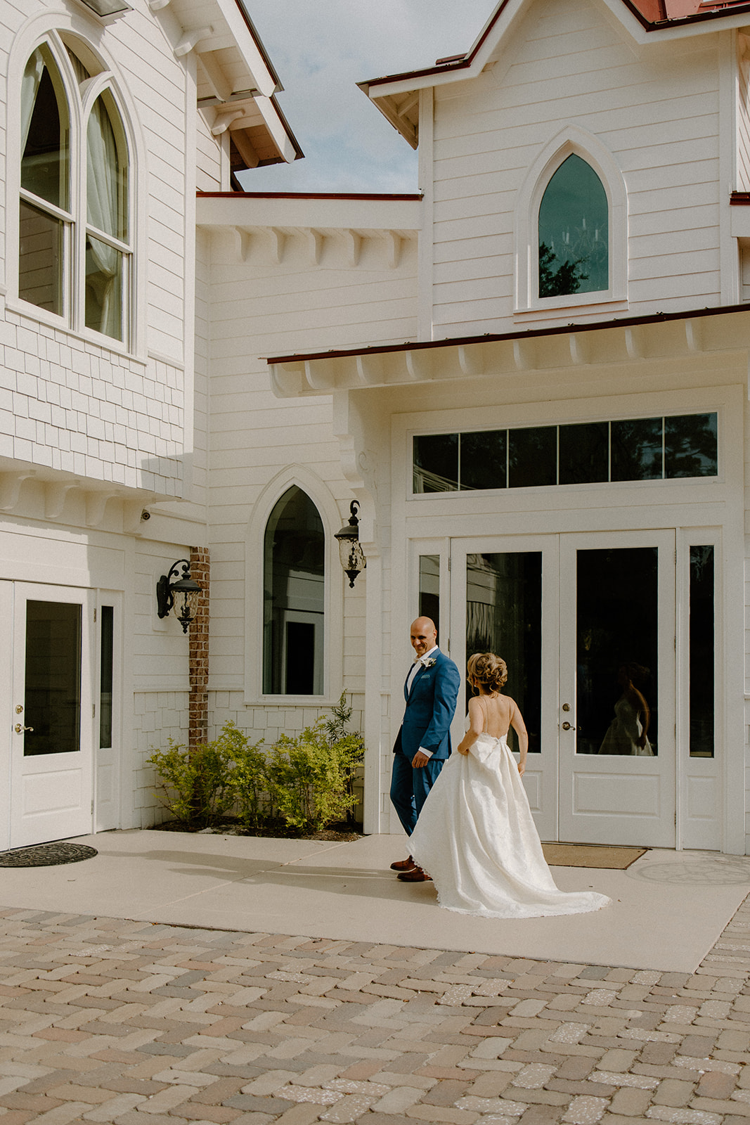 the groom turning around for the first look at their Savannah Georgia Elopement