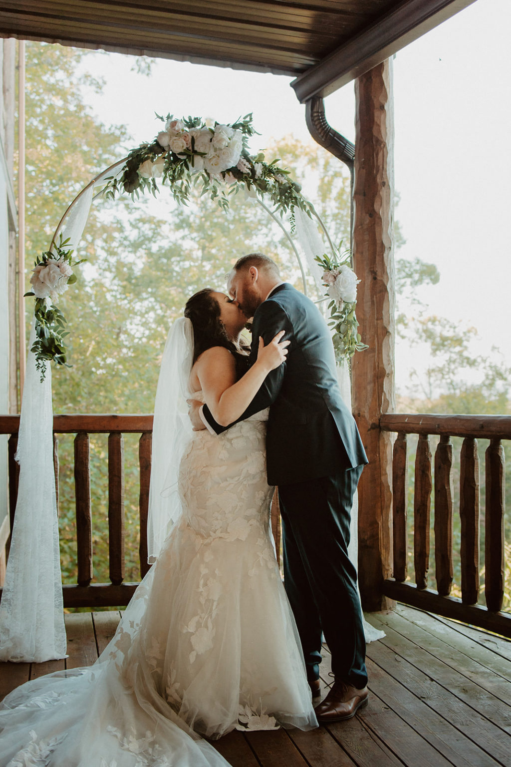 Elopement At Airbnb Wedding Venue In Georgia - Luna Legacies Photography