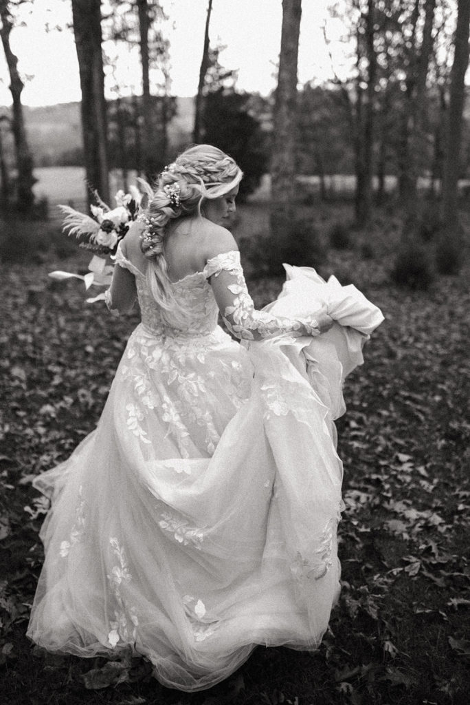 b&w bridal portraits